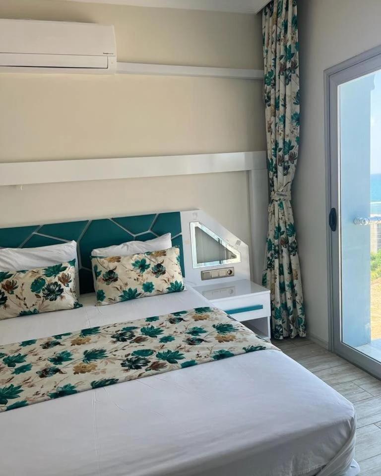 Derin Deniz Otel Karatas  Extérieur photo